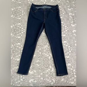 Old Navy Dark Wash Skinny Jeans